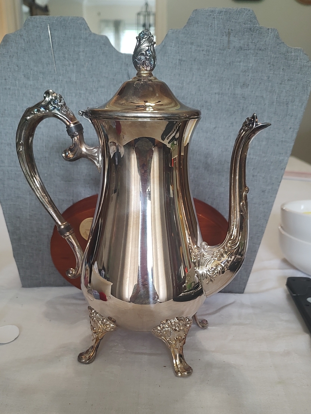 Vintage Newport Horham Silver Plated Ornate Coffee/Tea Pot - Shiny Silver